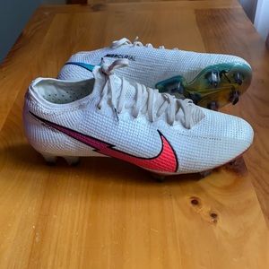 Nike Mercurial Vapor360 Soccer Cleats
